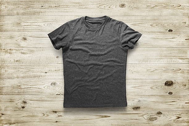 Casual dark gray tshirt